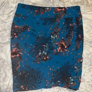 Eva Mendes Printed Pencil Skirt